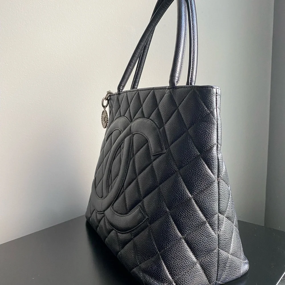 CHANEL MEDALLION BLACK & SILVER HARDWARE QUILTED CAVIAR TOTE